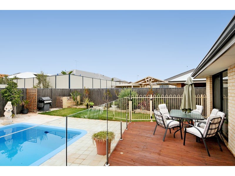 36 Camden Way, Meadow Springs WA 6210