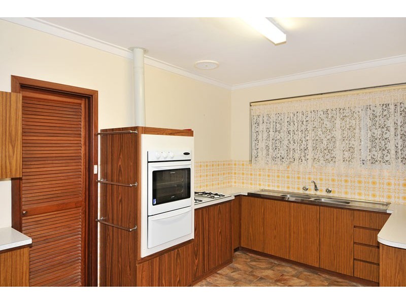 23 Kitchener Street, Dudley Park WA 6210
