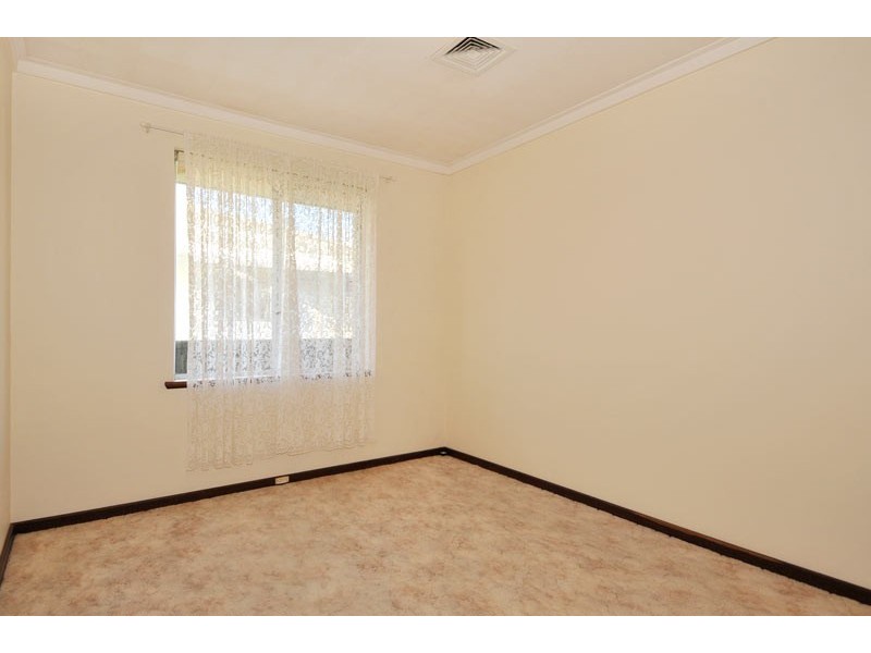 23 Kitchener Street, Dudley Park WA 6210