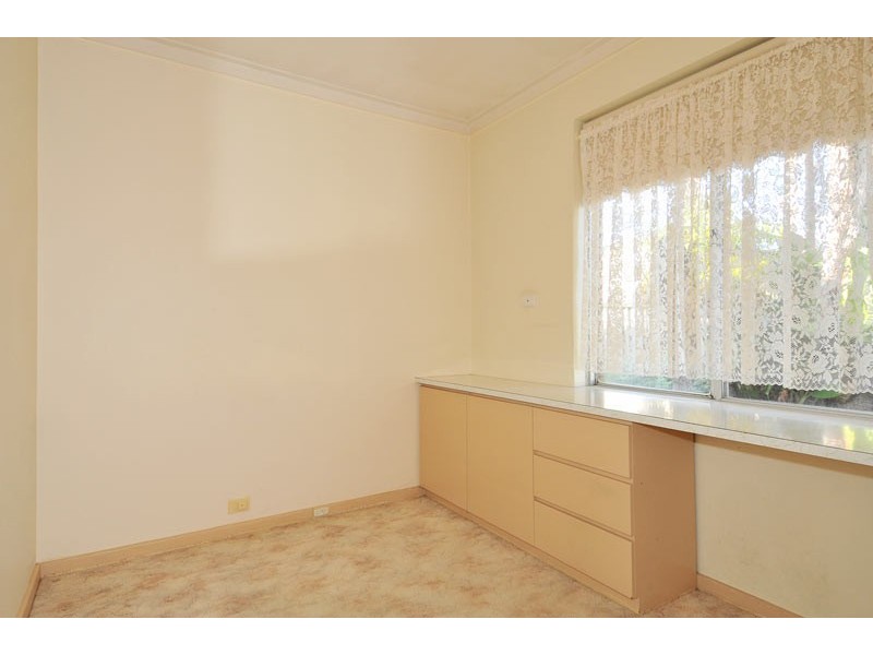 23 Kitchener Street, Dudley Park WA 6210