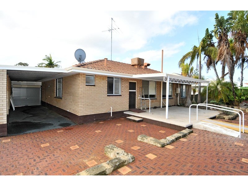 23 Kitchener Street, Dudley Park WA 6210