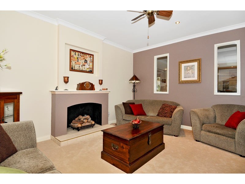 12 Vlamingh Gate, Dudley Park WA 6210