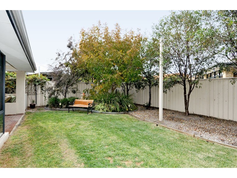 12 Vlamingh Gate, Dudley Park WA 6210