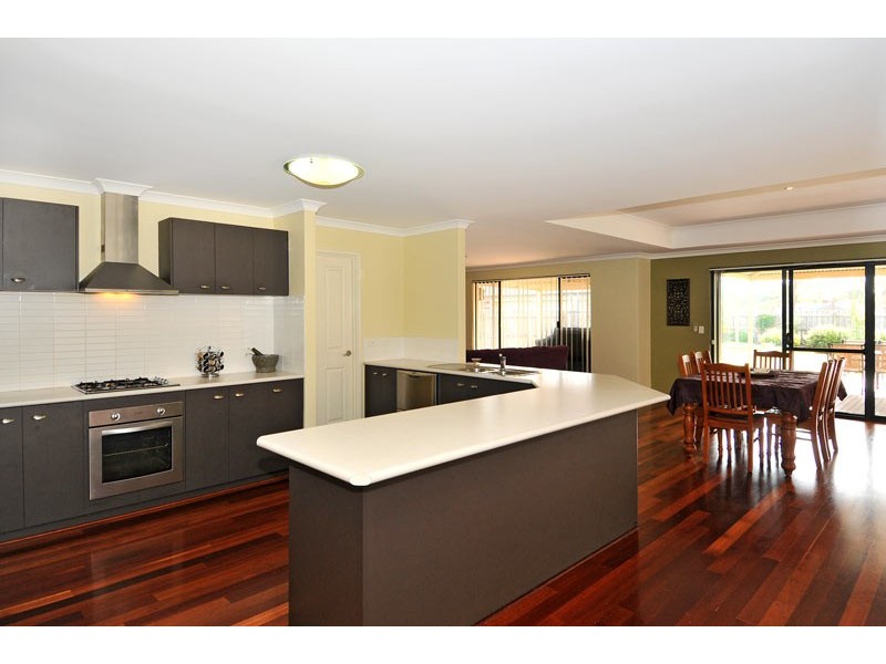 13 Riverina Avenue, Coodanup WA 6210