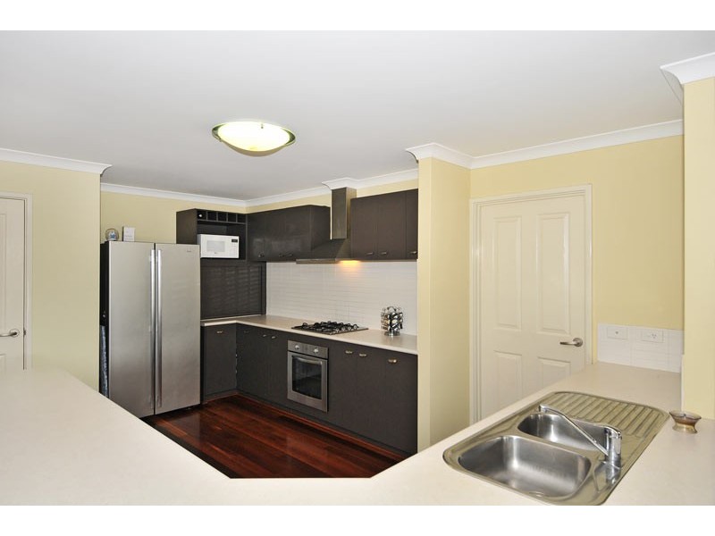 13 Riverina Avenue, Coodanup WA 6210