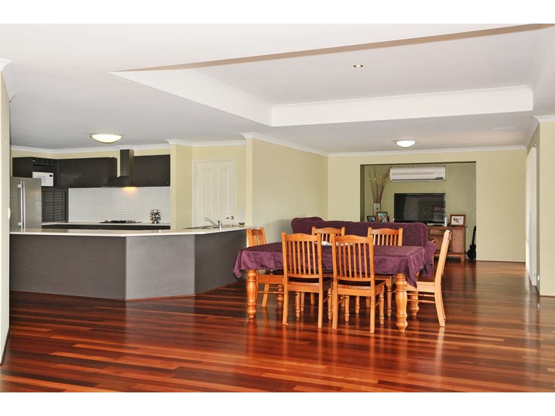 13 Riverina Avenue, Coodanup WA 6210