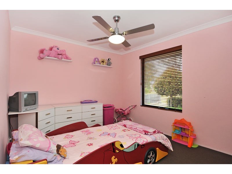 13 Riverina Avenue, Coodanup WA 6210