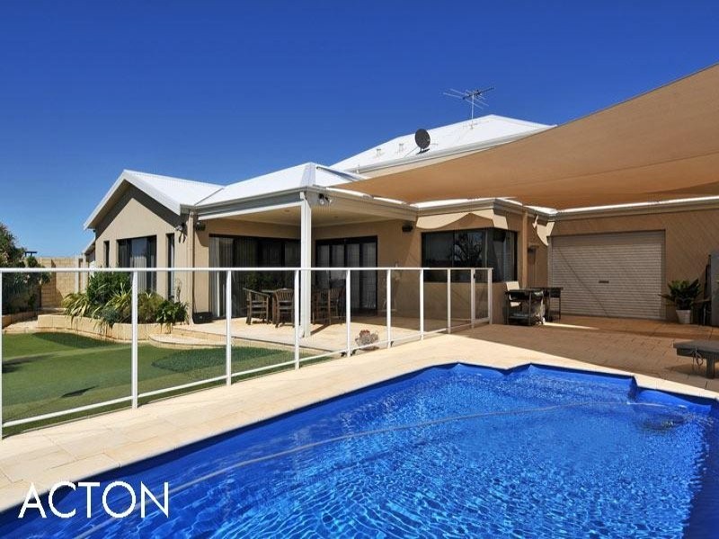 70 Boardwalk Boulevard, Halls Head WA 6210