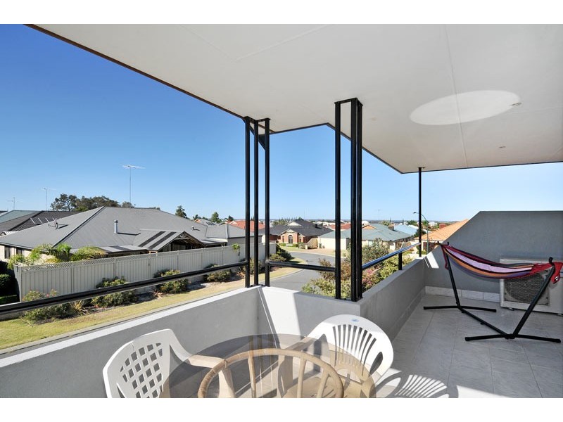 22 Petit Loop, Dudley Park WA 6210