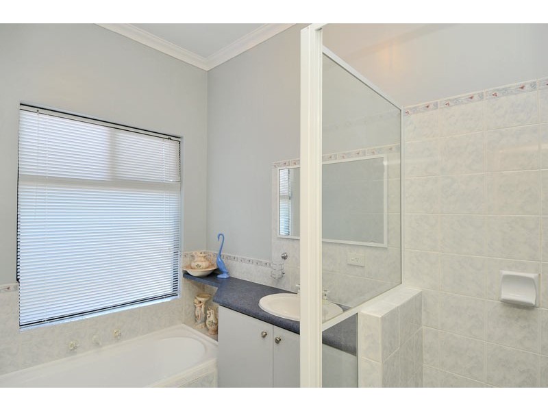 22 Petit Loop, Dudley Park WA 6210