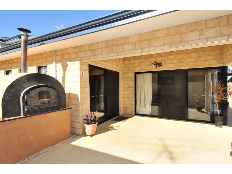 22 Petit Loop, Dudley Park WA 6210