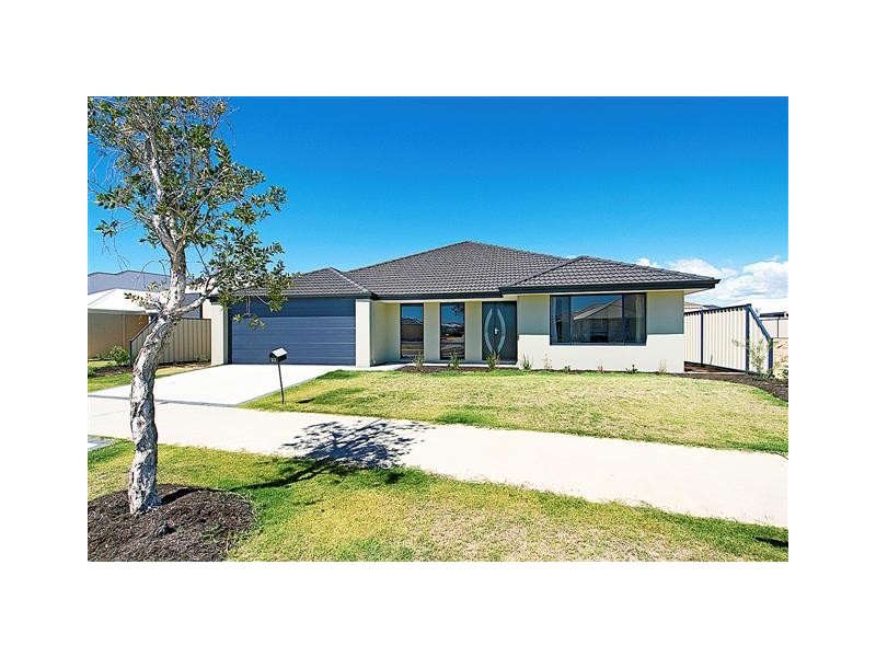 22 Kirkland Way, Meadow Springs WA 6210