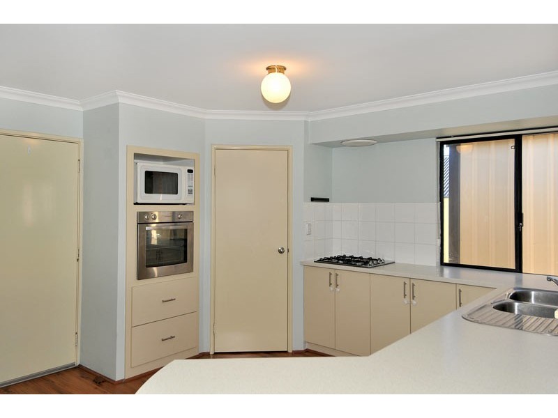 14 Moonbrook Way, Meadow Springs WA 6210