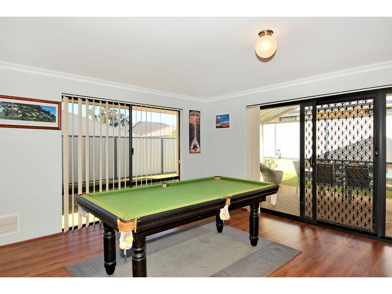 14 Moonbrook Way, Meadow Springs WA 6210