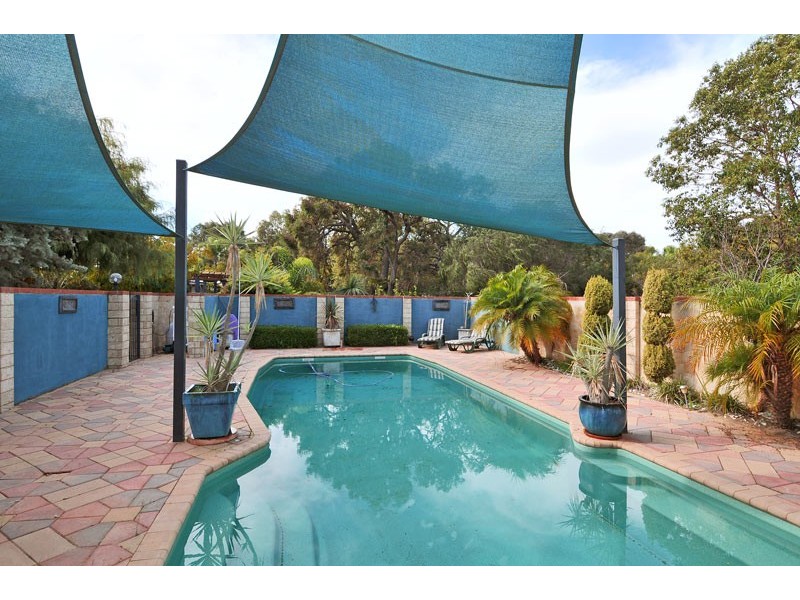 42 Nutbush Avenue, Falcon WA 6210