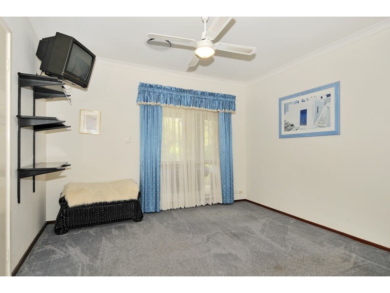 42 Nutbush Avenue, Falcon WA 6210