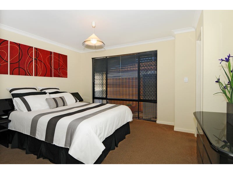 9 Piombino View, Secret Harbour WA 6173