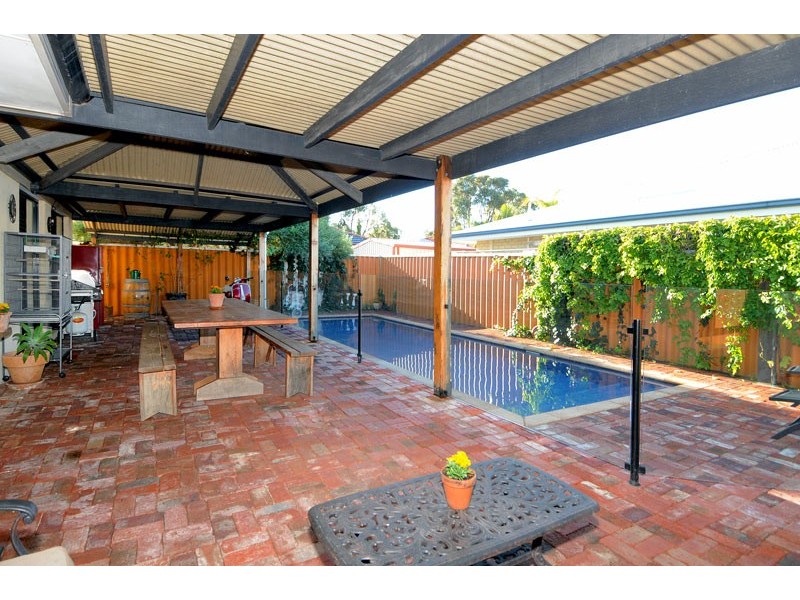 9 Piombino View, Secret Harbour WA 6173