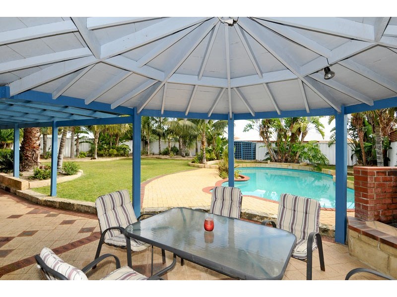 9 Bentley Street, Singleton WA 6175