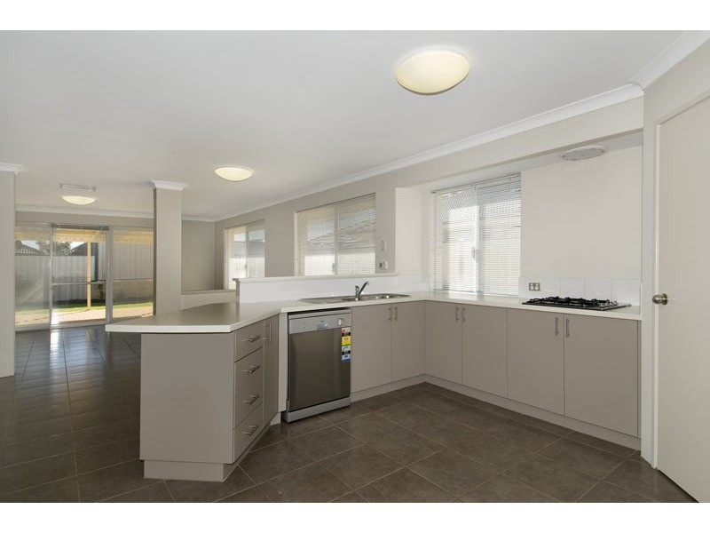 117 Meadow Springs Drive, Meadow Springs WA 6210