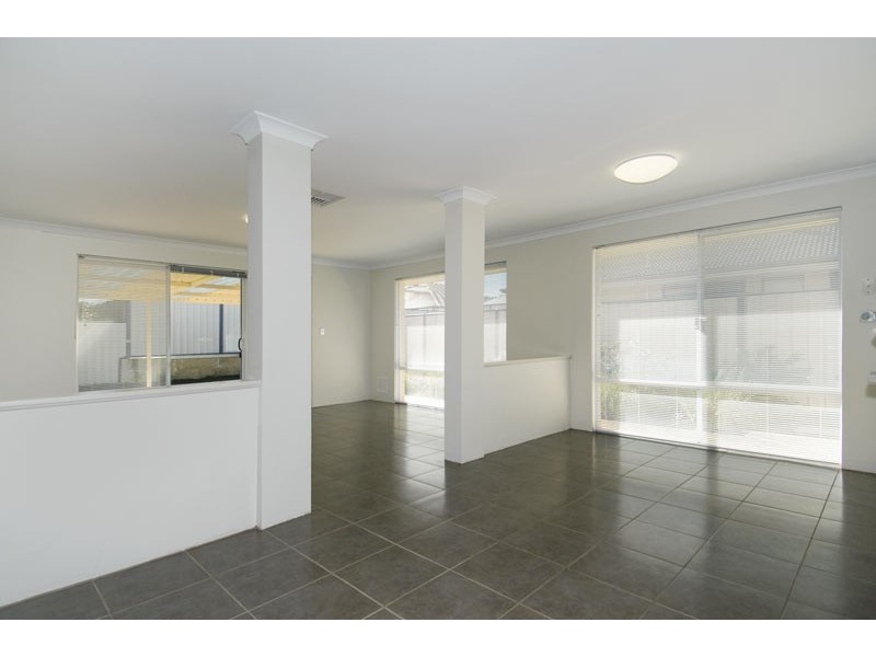 117 Meadow Springs Drive, Meadow Springs WA 6210