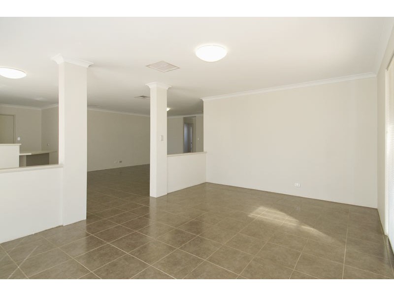 117 Meadow Springs Drive, Meadow Springs WA 6210