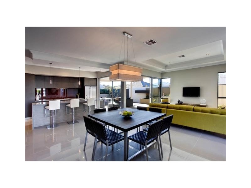 19 Jasper Way, Lakelands WA 6180