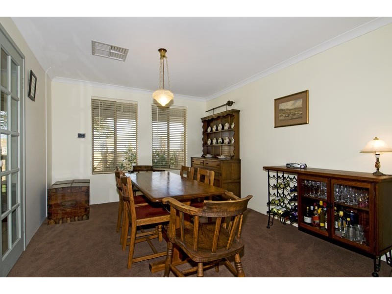 47 Mariners Cove Drive, Dudley Park WA 6210