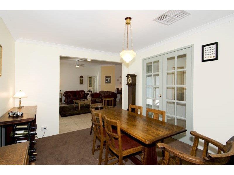 47 Mariners Cove Drive, Dudley Park WA 6210