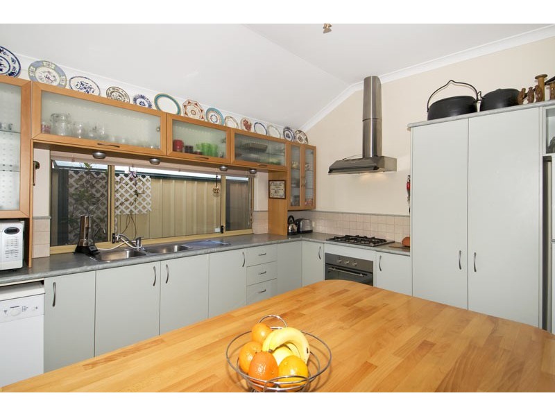 47 Mariners Cove Drive, Dudley Park WA 6210