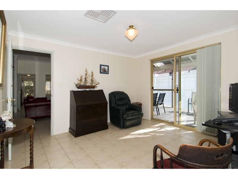 47 Mariners Cove Drive, Dudley Park WA 6210