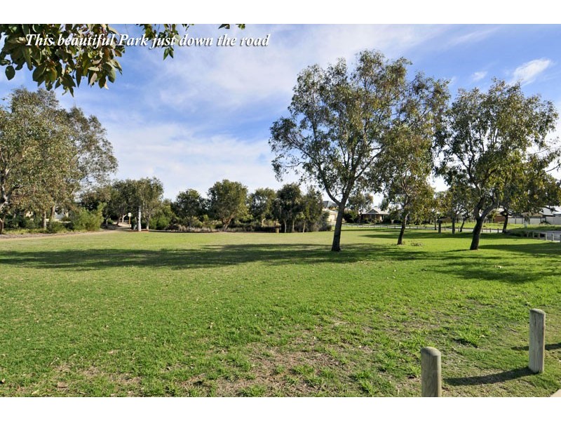 47 Mariners Cove Drive, Dudley Park WA 6210