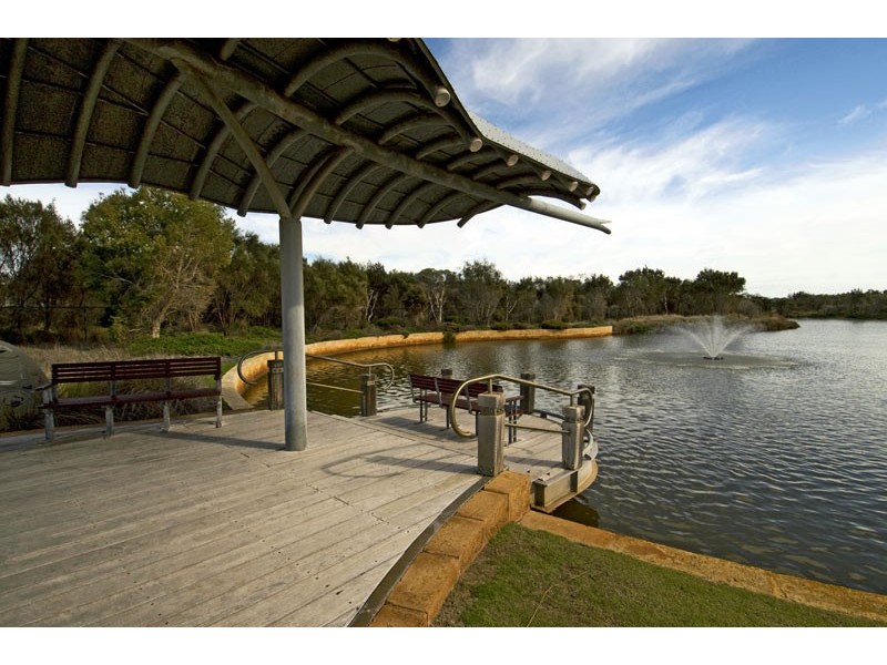 47 Mariners Cove Drive, Dudley Park WA 6210