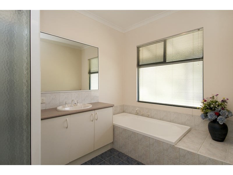 14 Riverland Drive, Stake Hill WA 6210