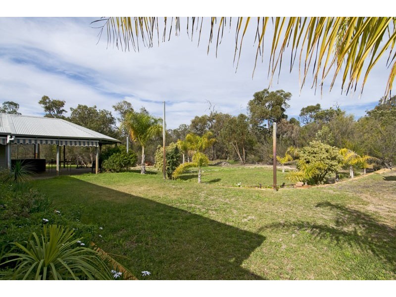 14 Riverland Drive, Stake Hill WA 6210