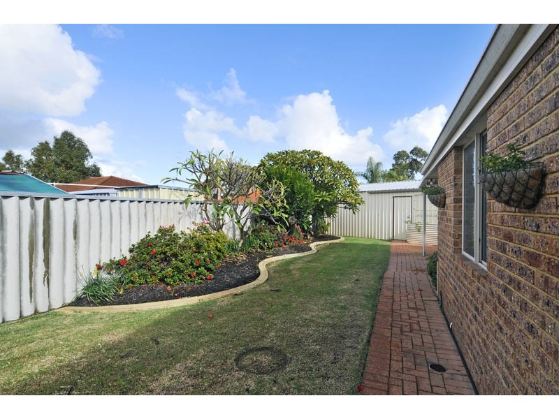 82 Kookaburra Drive, Greenfields WA 6210