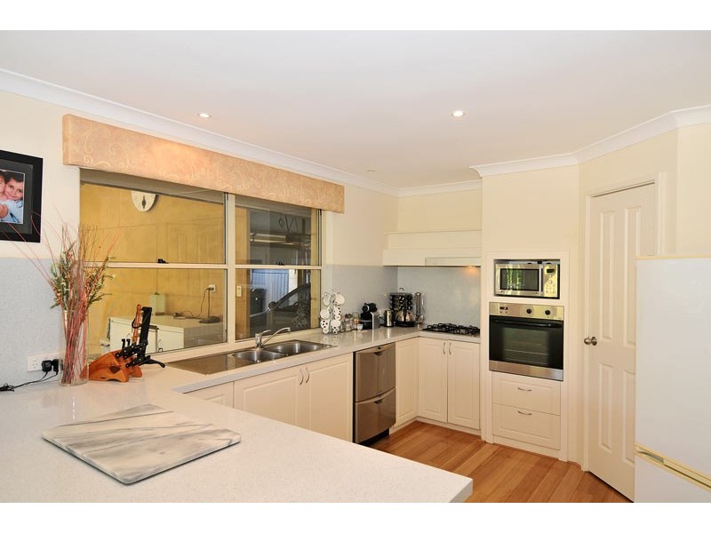 52 McLarty Road, Halls Head WA 6210