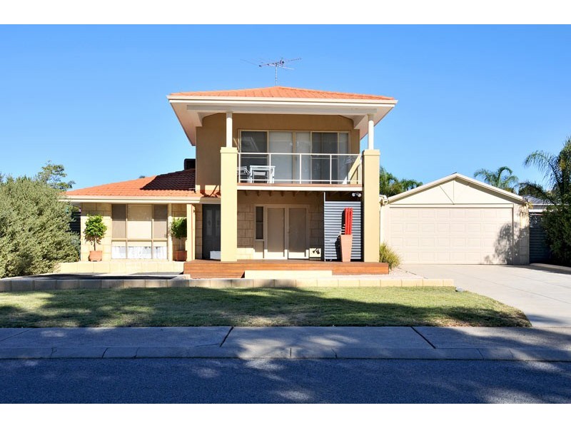 52 McLarty Road, Halls Head WA 6210