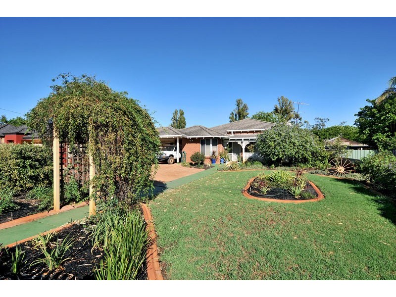 25 Mclarty Road, Pinjarra WA 6208