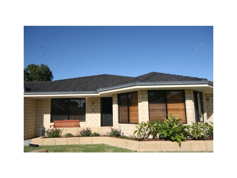 8 Dunsborough Court, Dawesville WA 6211