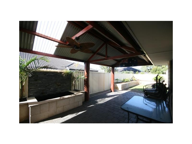 8 Dunsborough Court, Dawesville WA 6211