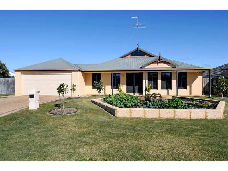 11 Keppel Mews, Halls Head WA 6210