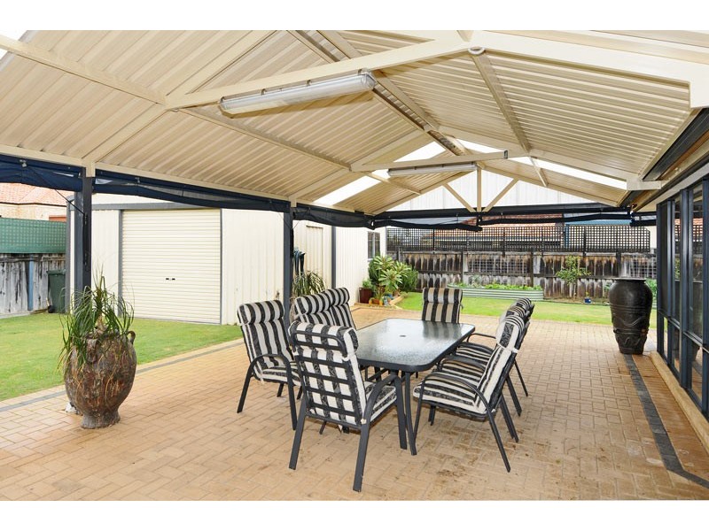 11 Keppel Mews, Halls Head WA 6210