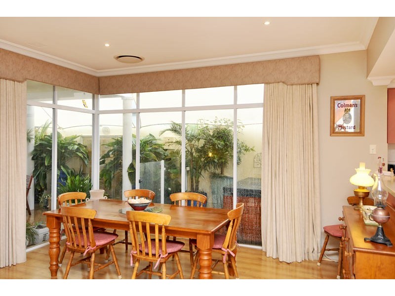 9 Aztec Island Rt, Halls Head WA 6210