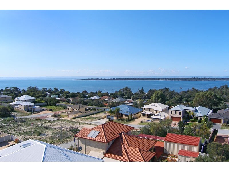 11 Merredin Heights, Dawesville WA 6211