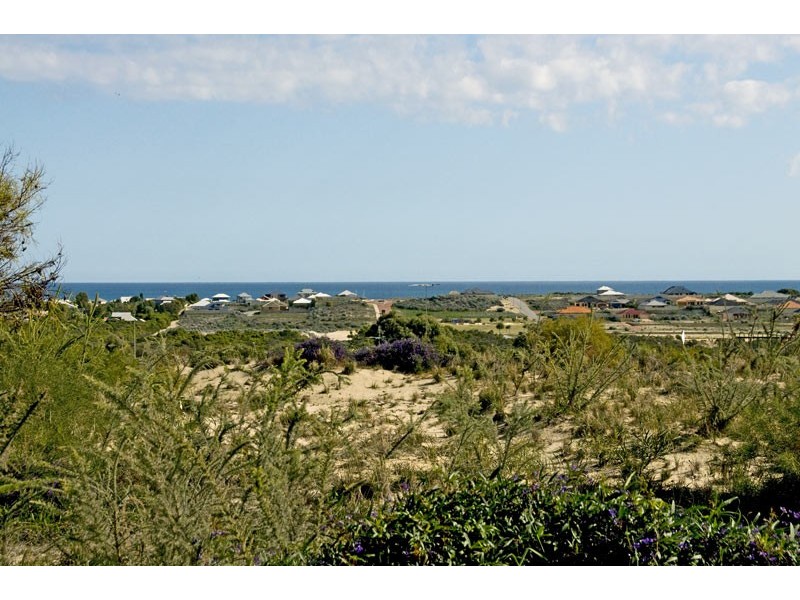 11 Merredin Heights, Dawesville WA 6211