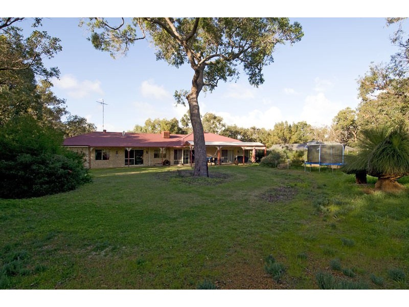 2 Woodsong Close, Falcon WA 6210