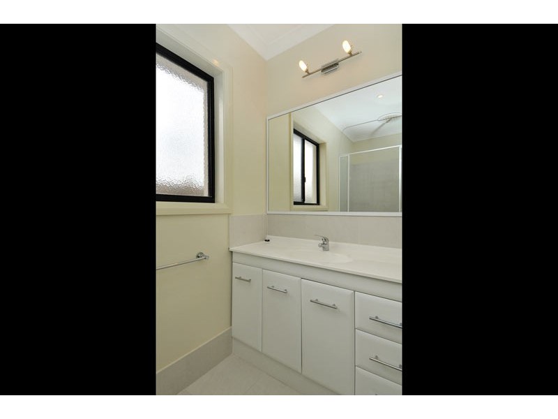 92 Hudson Drive, Dudley Park WA 6210