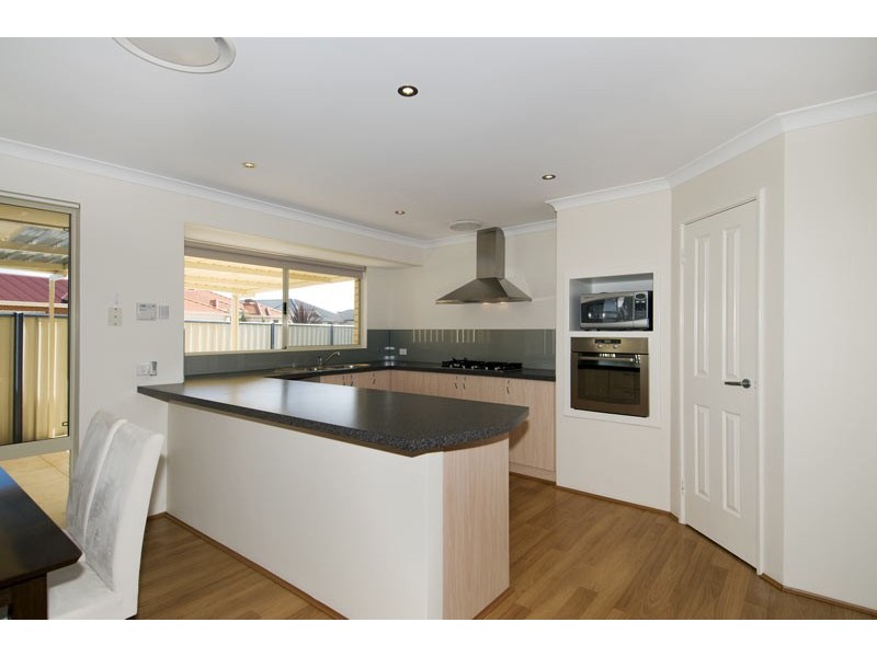 23 Camden Way, Meadow Springs WA 6210