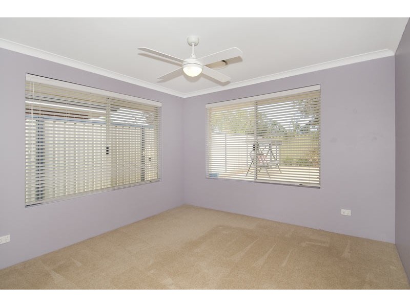 23 Camden Way, Meadow Springs WA 6210